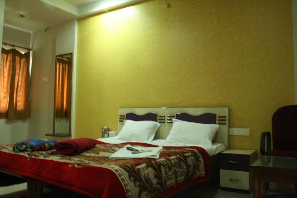 Hotel Shree Gayatri Inn Nagpur Exterior photo